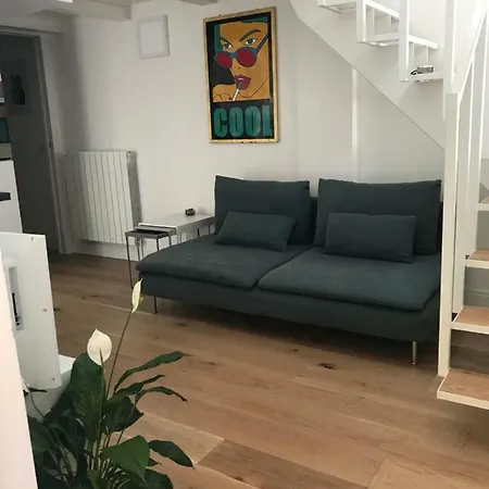 Viale Sabotino 5 * Milan