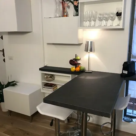 Apartament Viale Sabotino 5 Mediolan